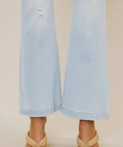 KANCAN Saylor Mid Rise Flare Jeans - Petite 27 KANCAN Saylor Mid Rise Flare Jeans - Petite