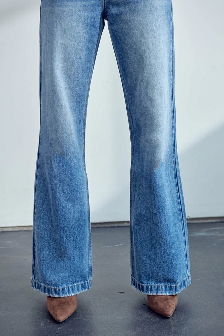 KANCAN Flare & Bootcut Hilo Ultra High Rise 90's Flare Jeans 10 KANCAN Flare & Bootcut Hilo Ultra High Rise 90's Flare Jeans