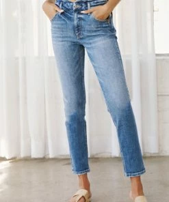 KANCAN Rufan High Rise Mom Jeans