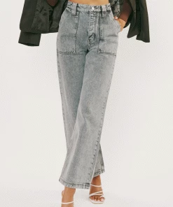 KANCAN Parker Ultra High Rise 90's Skater Jeans 16 KANCAN Parker Ultra High Rise 90's Skater Jeans