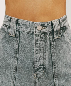 KANCAN Parker Ultra High Rise 90's Skater Jeans 19 KANCAN Parker Ultra High Rise 90's Skater Jeans