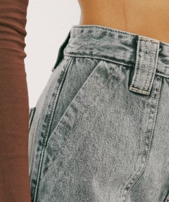 KANCAN Parker Ultra High Rise 90's Skater Jeans 20 KANCAN Parker Ultra High Rise 90's Skater Jeans