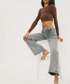 KANCAN Parker Ultra High Rise 90's Skater Jeans 23 KANCAN Parker Ultra High Rise 90's Skater Jeans