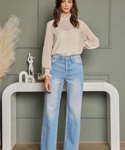 KANCAN Janna High Rise 90's Flare Jeans