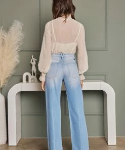 KANCAN Janna High Rise 90's Flare Jeans
