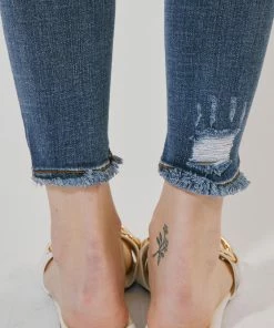 KANCAN Hailey High Rise Super Skinny Jeans