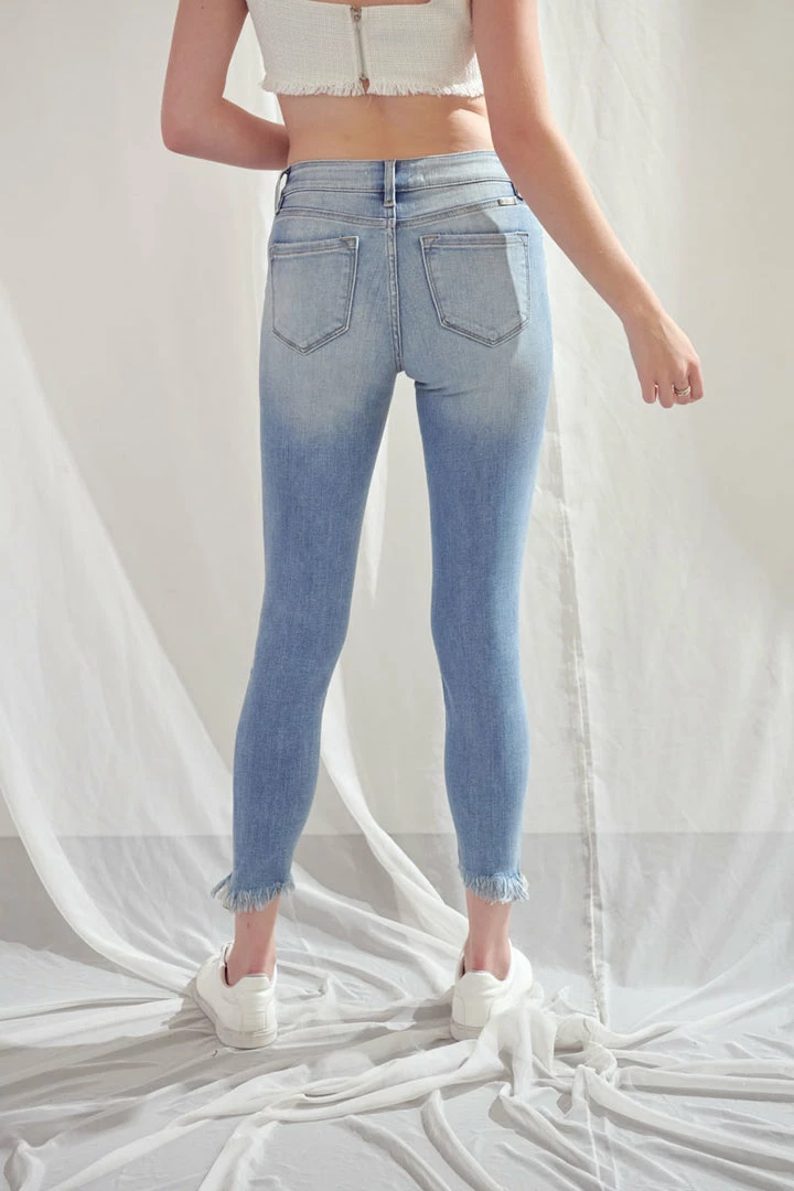 KANCAN Janine Mid Rise Cropped Skinny Jeans 6 KANCAN Janine Mid Rise Cropped Skinny Jeans