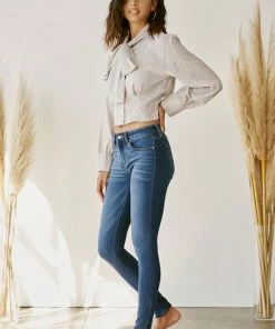 KANCAN Annaka Mid Rise Super Skinny Jeans
