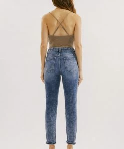 KANCAN Kenzie Ultra High Rise Mom Jeans 13 KANCAN Kenzie Ultra High Rise Mom Jeans