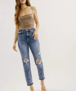 KANCAN Kenzie Ultra High Rise Mom Jeans 14 KANCAN Kenzie Ultra High Rise Mom Jeans