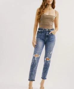 KANCAN Kenzie Ultra High Rise Mom Jeans 15 KANCAN Kenzie Ultra High Rise Mom Jeans