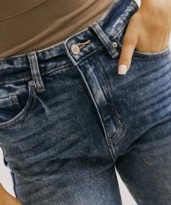 KANCAN Kenzie Ultra High Rise Mom Jeans 19 KANCAN Kenzie Ultra High Rise Mom Jeans