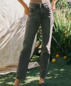 KANCAN Lou Premier Ultra High Rise 90's Straight Leg Jeans