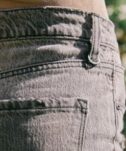 KANCAN Lou Premier Ultra High Rise 90's Straight Leg Jeans